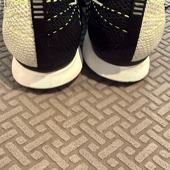 Gently worn Nike FlyKnit Racer Volt 2015 no box Sz 10